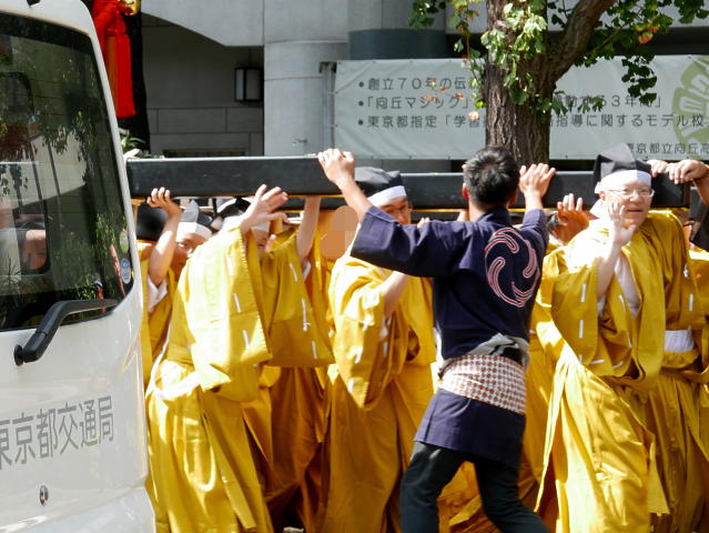 子供神輿 | 蓬莱町会公式ホームページ